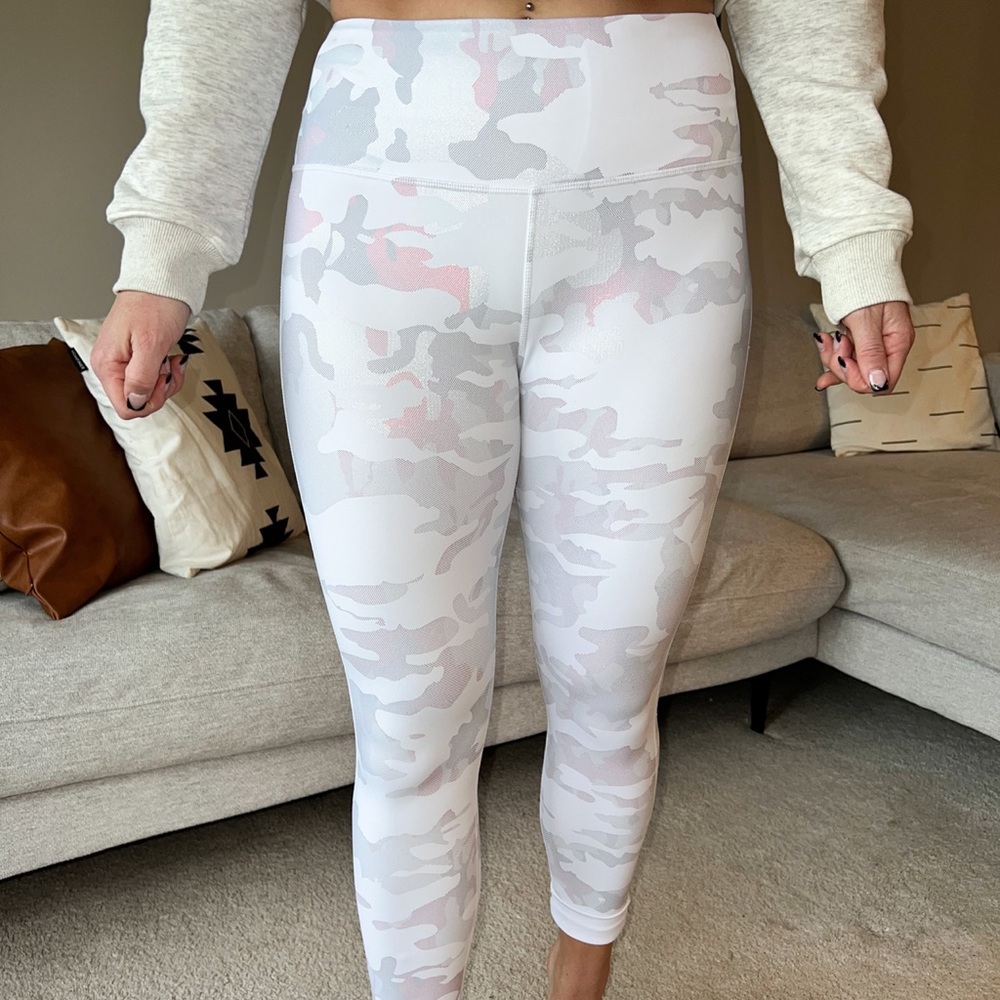 Pink camo leggings